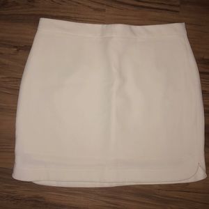 White skirt with lining